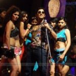 Oye Lyrics – Oye Oye Title song Lyrics