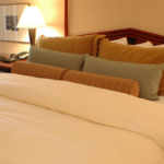 6 Easy Tips for Buying the Best Down Comforter: The Art of Cuddling in Style