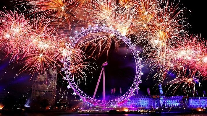 Thames Bonfire Night Cruises Promise an Entertaining Evening of a Different Kind