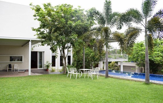 4 Smart Ways to Travel Sri Lanka Cheaply