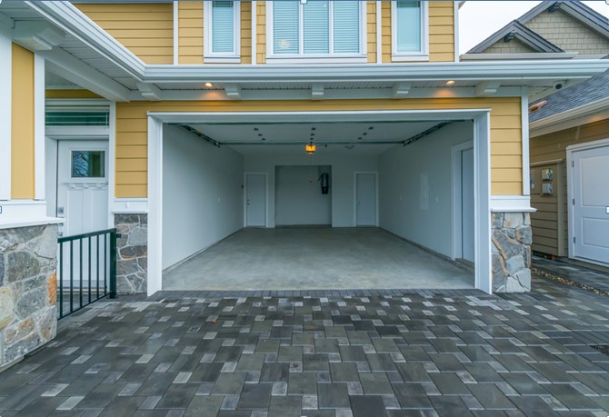 The Different Garage Types and Which One Is Right For You