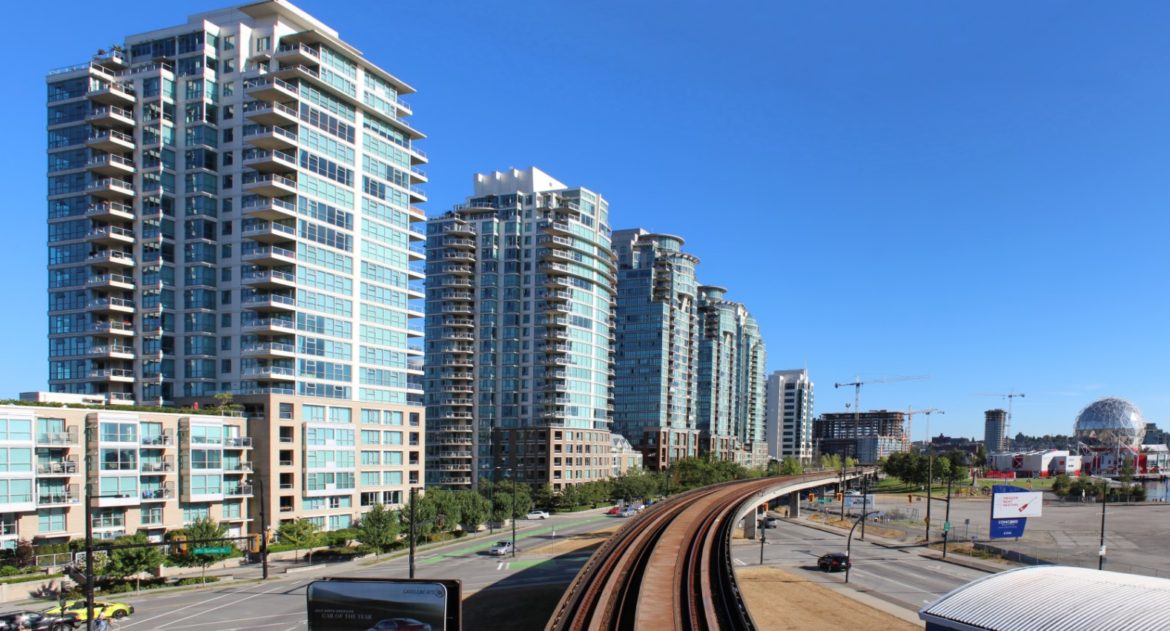 Major Pros and Cons of Buying A Condo