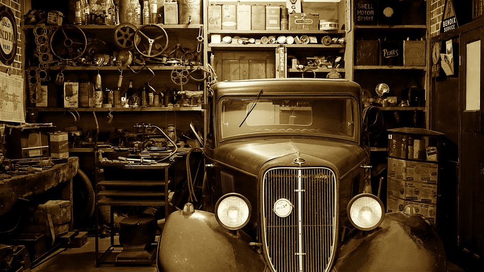6 Ways to Reduce Injury Risk in Your Garage