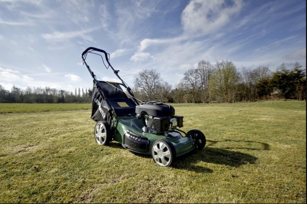 Guide to Buy a Perfect Lawn Mower