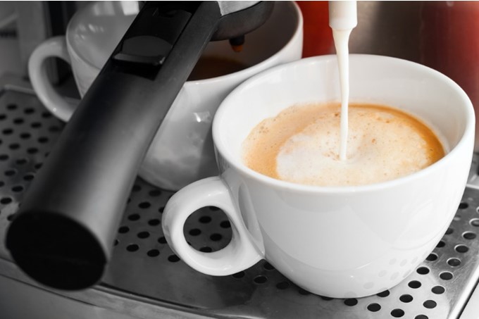3 Things You Need To Know About Making Hot Chocolate In An Espresso Machine