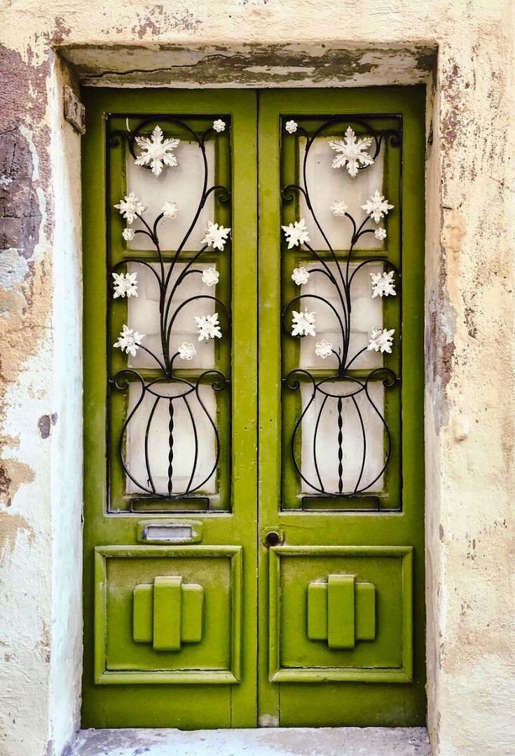 10 Beautiful External Door Colours That Make An Impression