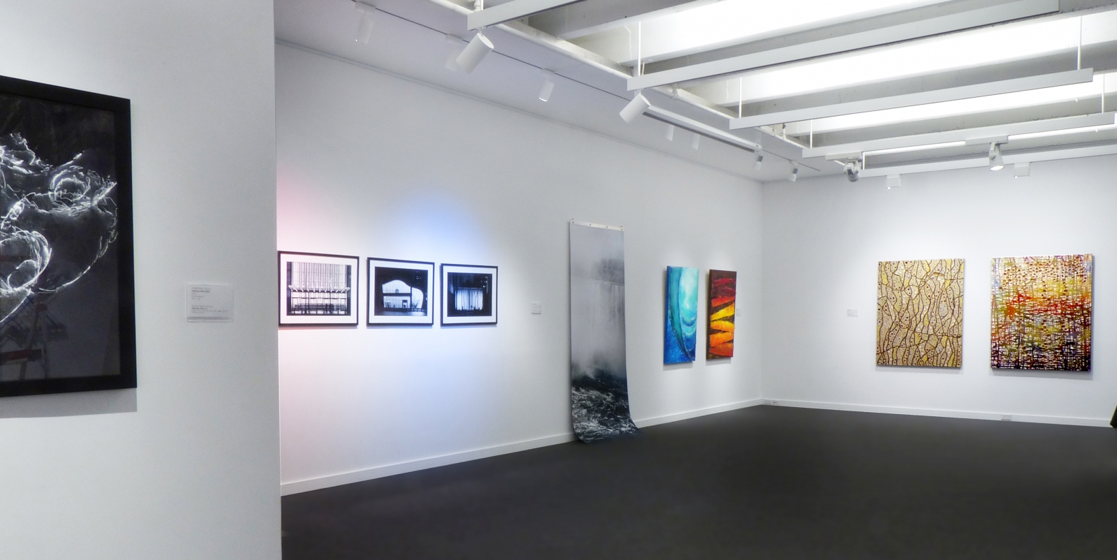 Art Galleries and Lighting: Why It’s So Important to Position Lights Right