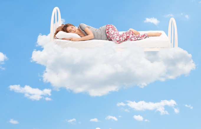Top 4 Tips to Make Your Bed into a Comfy Cloud