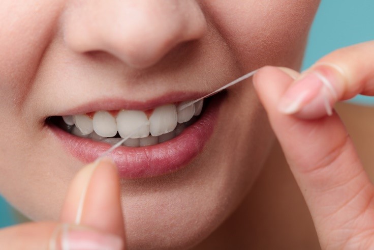 The Top 6 Myths About Flossing