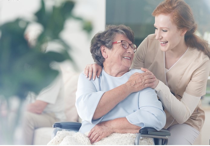 Caring For An Elderly Relative After a Fall – The First Two Weeks