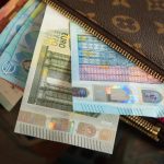 Seven Items That Should Not Be In Your Wallet