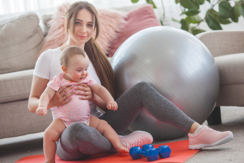 4 Best Workout Programs For Nursing Mothers