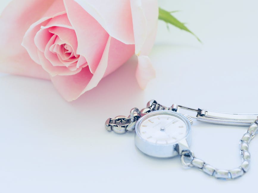 5 Amazing Timex Watches for Women – Nothing Better Than the Gift of Time of V-Day
