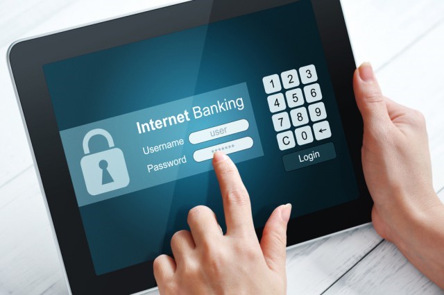 7 Common Mistakes People Make When Banking Online!