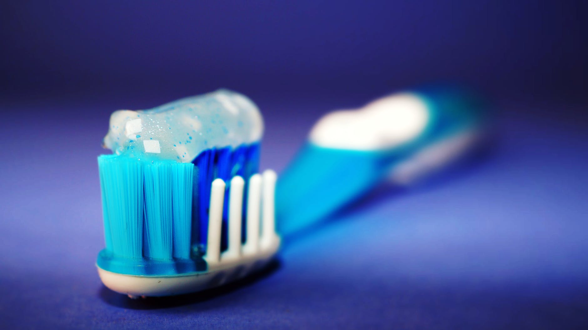 Why Is It Important to Brush Your Teeth Everyday?