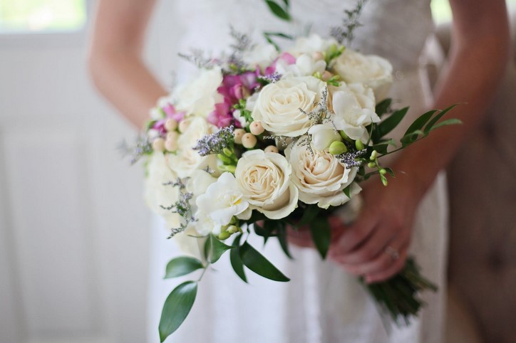 8 Tips for Choosing the Right Flowers for Your Wedding