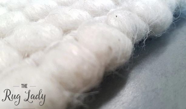 white-rug-home-decor