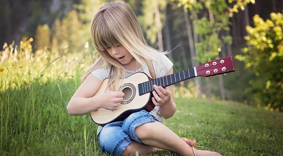 4 Major Benefits of Extracurricular Activities For Your Children