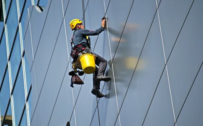 5 Benefits of Hiring a Cleaning Service