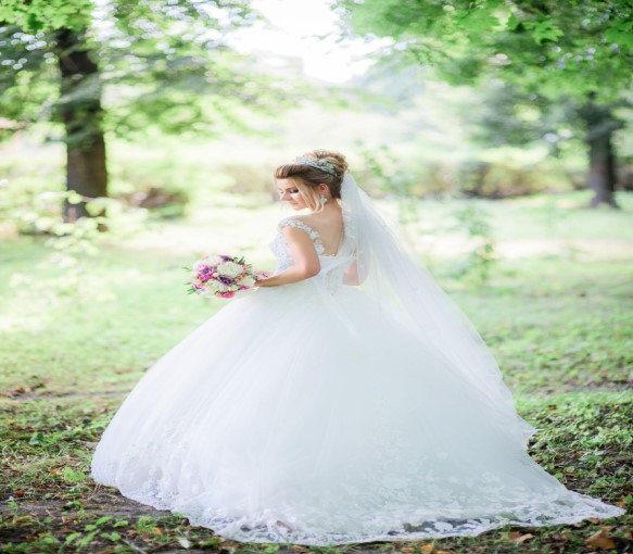The Right Choice For Wedding Dress From Top Designers