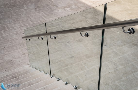 frameless glass railing