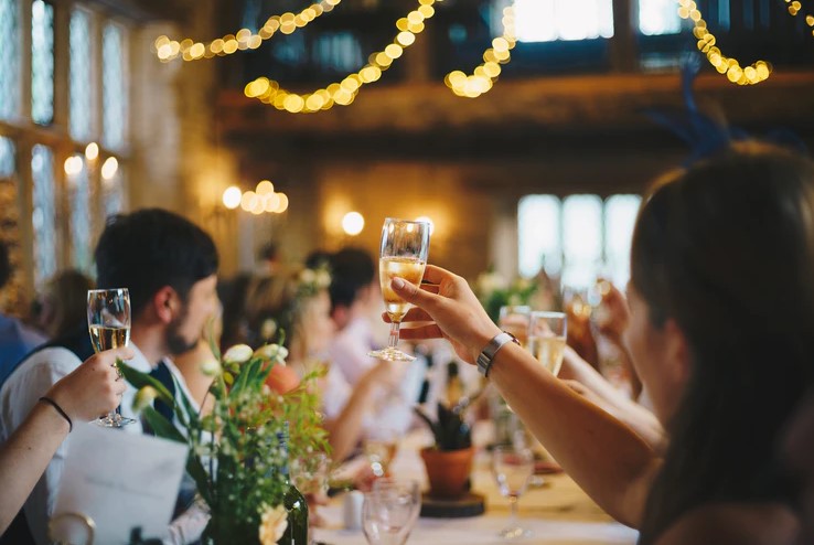 5 Key Factors to Consider When Choosing A Party Planner