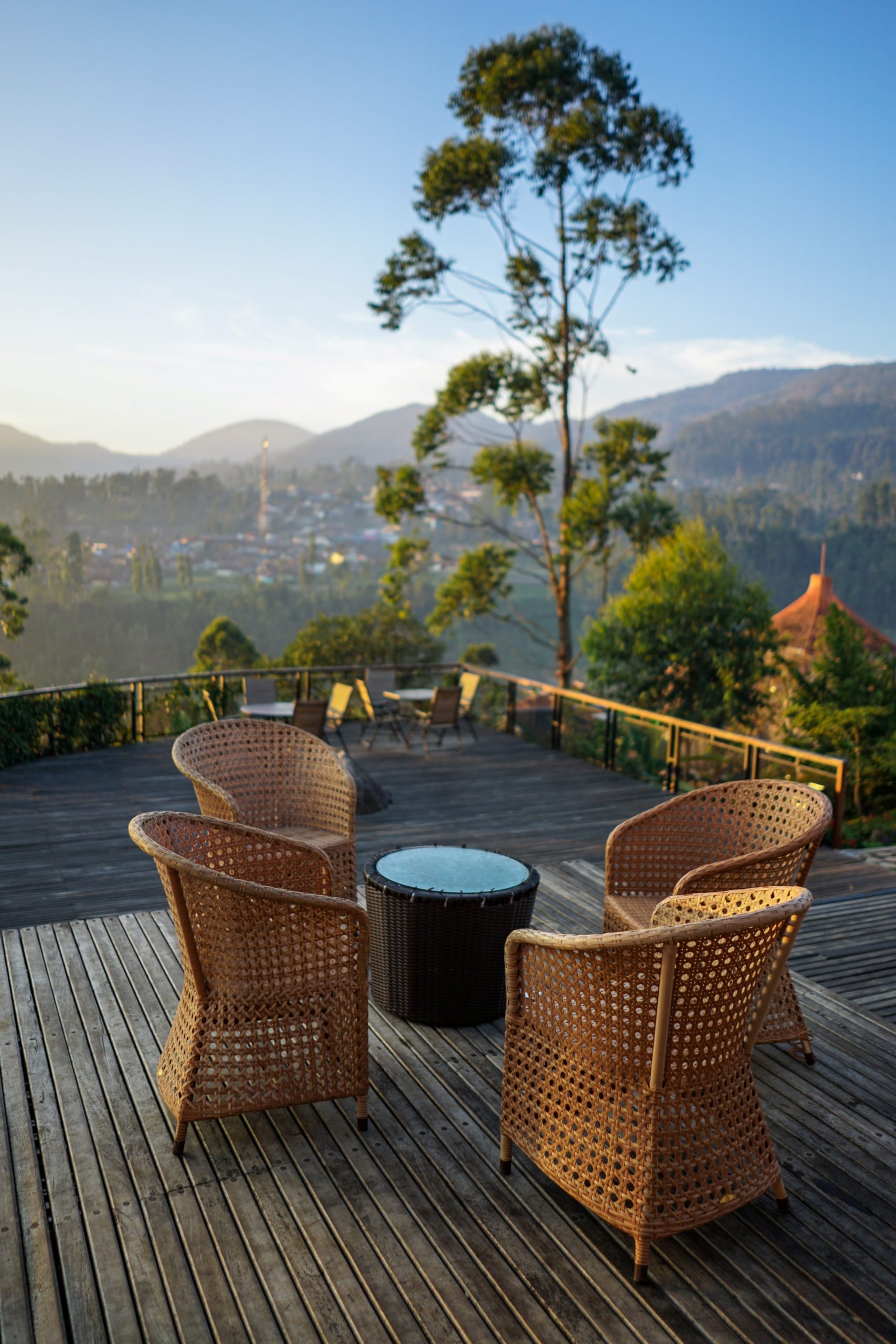 7 Ways to Make Your Outdoor Space More Appealing