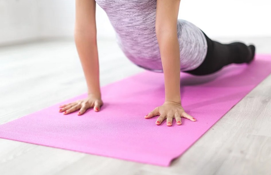 Is a Mat Necessary for Yoga? How to Pick the Perfect Yoga Mat