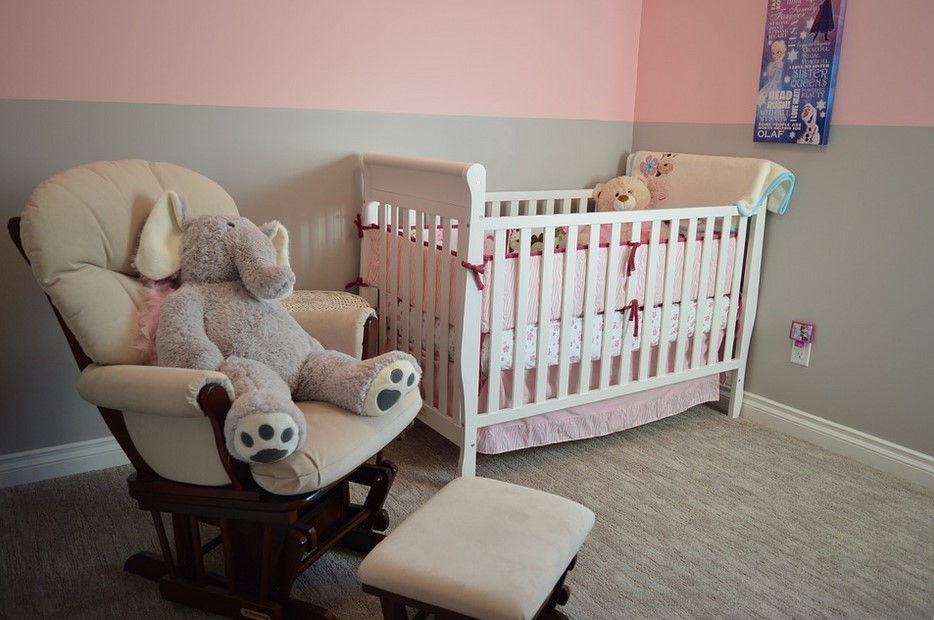 Top 10 Must-Have Essentials for a Baby Nursery