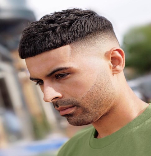 How to Choose & Style Short Haircuts for Men In 2020 - WorthvieW