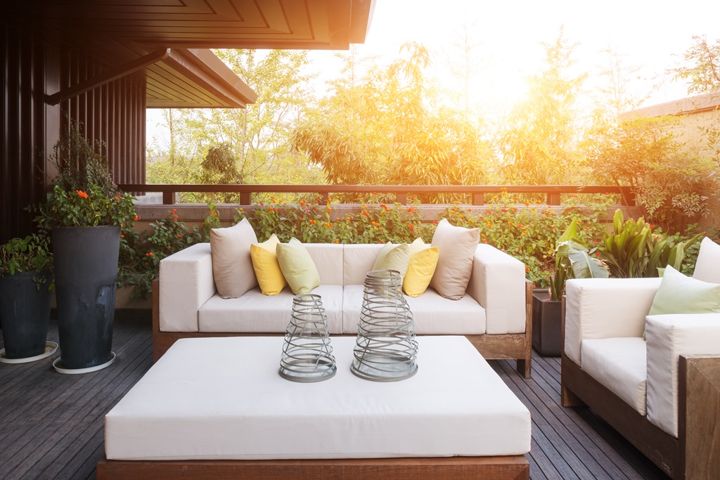 How To Choose The Best Patio Furniture For Your Outdoor Spaces