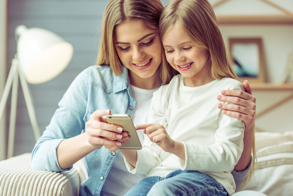 Parental Apps – How Parents Can Teach Their Kids Responsible Tech Use And Avoid Oversharing?