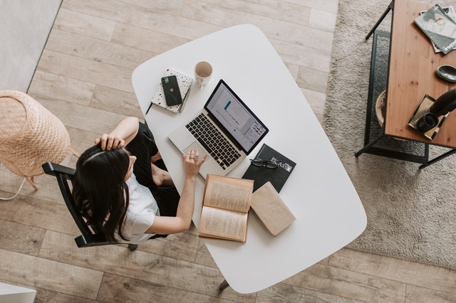 5 Simple Ways to Take Care of Your Health When Working From Home