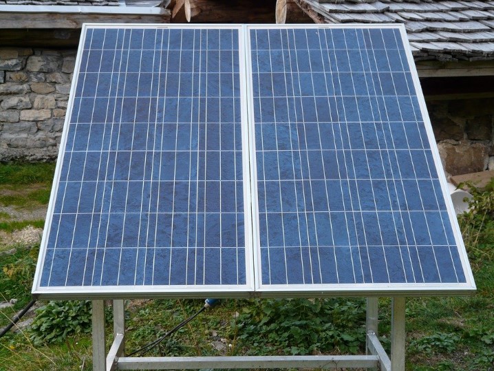 Great News For Builders: Mobile Solar Generators Have Arrived