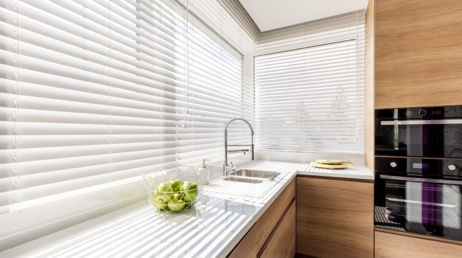 Horizontal Versus Vertical Blinds What Are The Main Differences