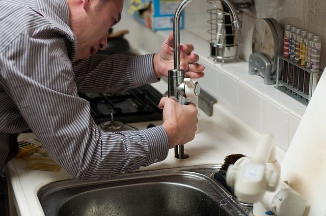 9 Tips to Choose a Perfect Plumber