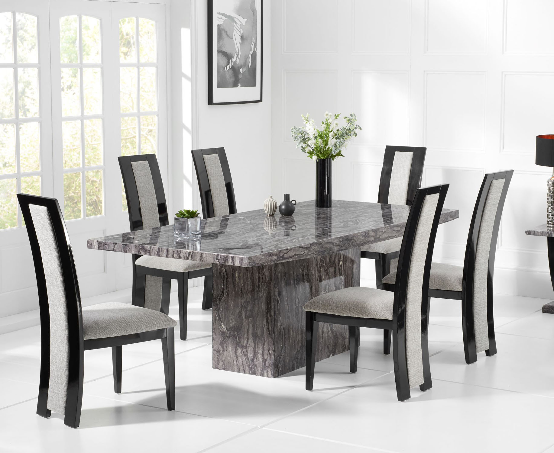 Five Ways to Update Old Dining Room Table and Chairs