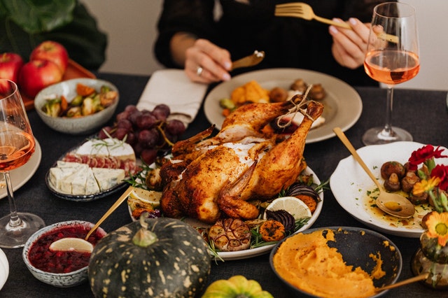 7 of the Most Iconic Thanksgiving Dishes