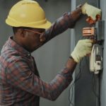 How to Choose a Professional Electrician- 5 Simple Steps