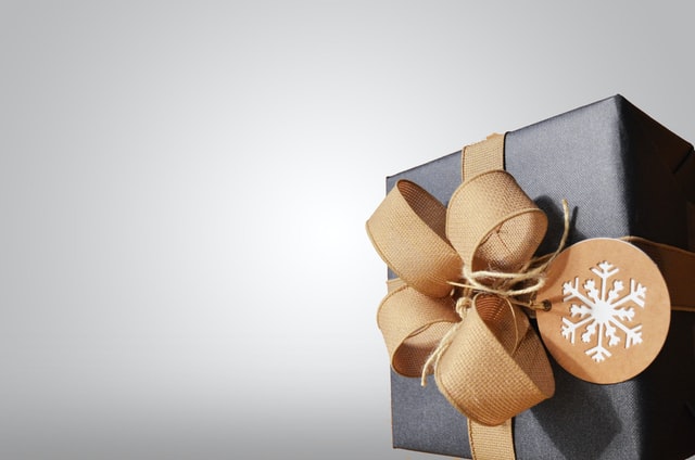 8 Luxury Gifts to Get a Loved One