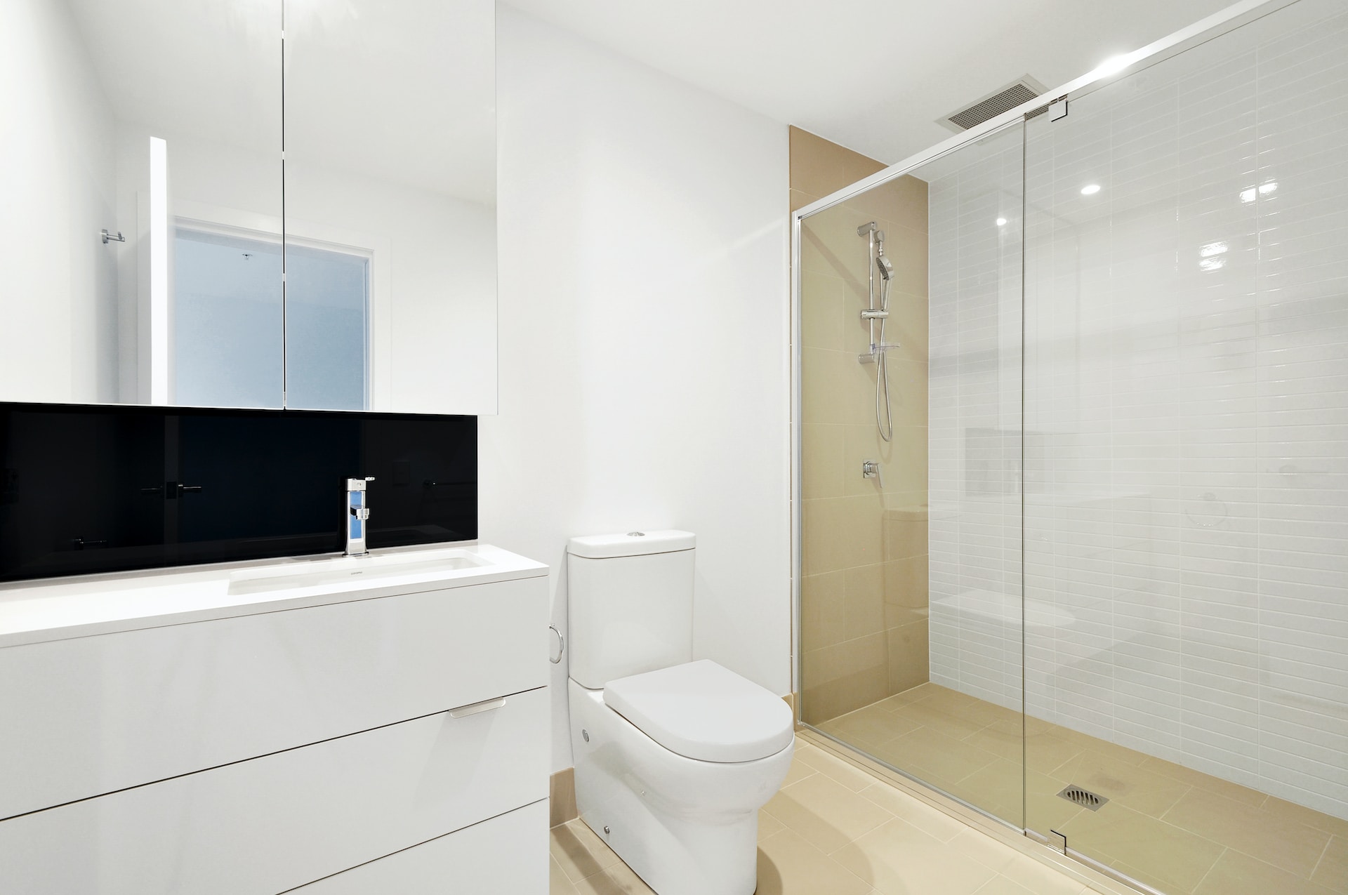 Best Type of Glass for Shower Doors WorthvieW