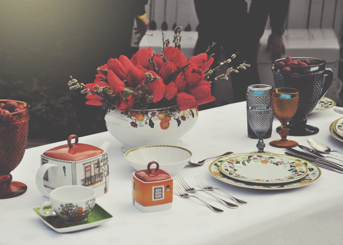 Choosing the Perfect Homemade Dinnerware: A Guide to Style and Function