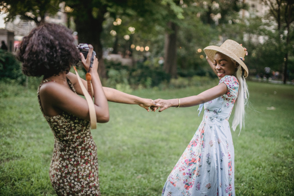 How to Wear Floral Dress – 5 Ways to Style Floral Dresses