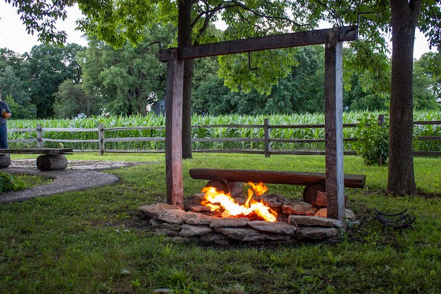 What to Consider Before Building a Backyard Fire Pit