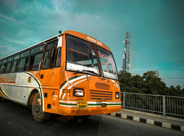 How a Bus Crash Lawyer Can Hold Negligent Parties Accountable
