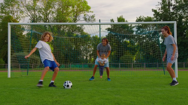 How School Athletics Benefit Your Child in More Ways Than One