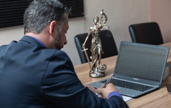 personal injury lawyer