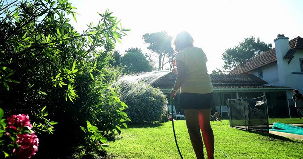 Planning to Put Your Home on the Market? Don’t Forget to Spruce up the Garden