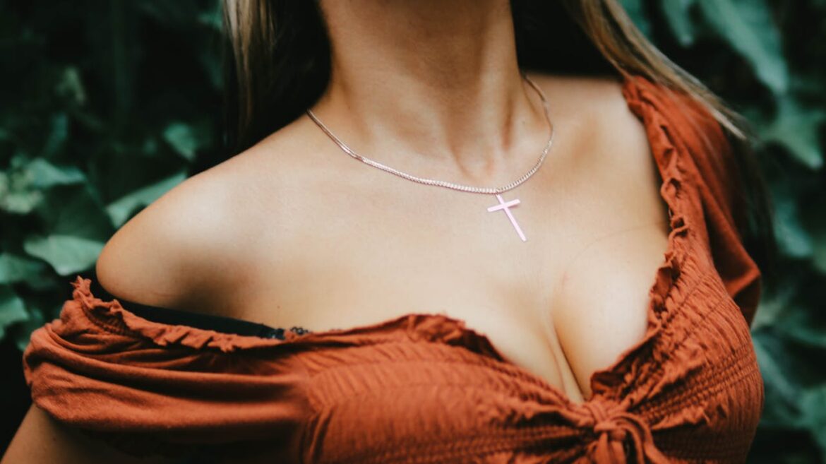 Breast Surgeon in Dubai Redefining Confidence With Precision and Care
