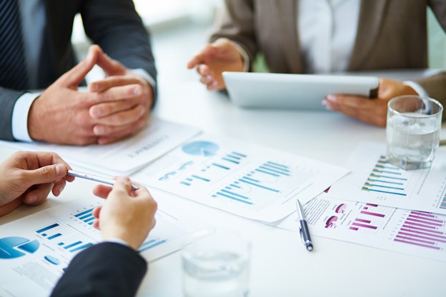 Strike a Balance Between Work and Life to Keep Your Employees Motivated